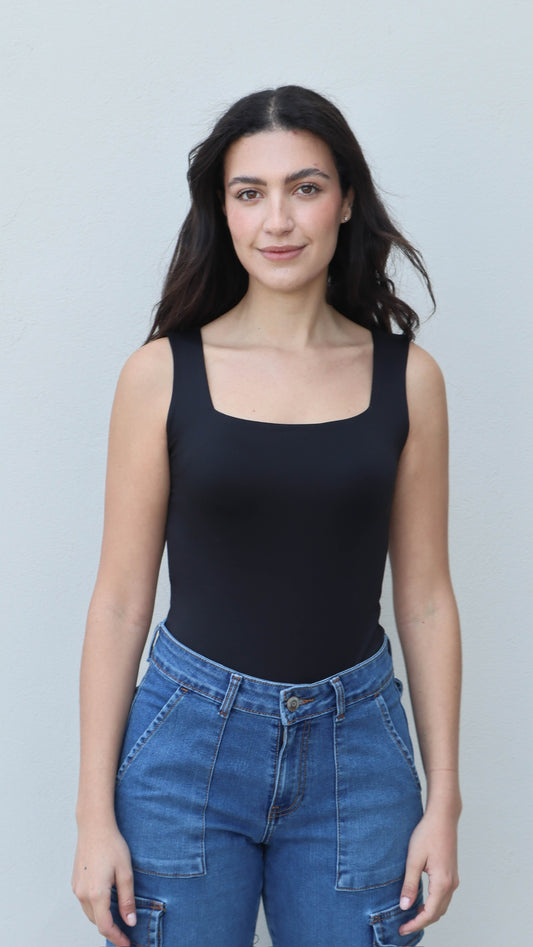 MÓNICA NEGRO